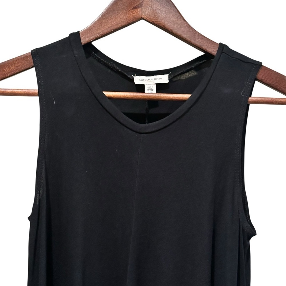 SILENCE + NOISE Urban Outfitters Black Swing Sleeveless Women’s Size XS - Picture 4 of 9